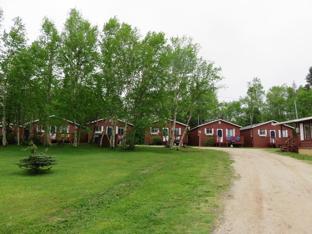 Lush'S Cottages Cormack Exterior foto