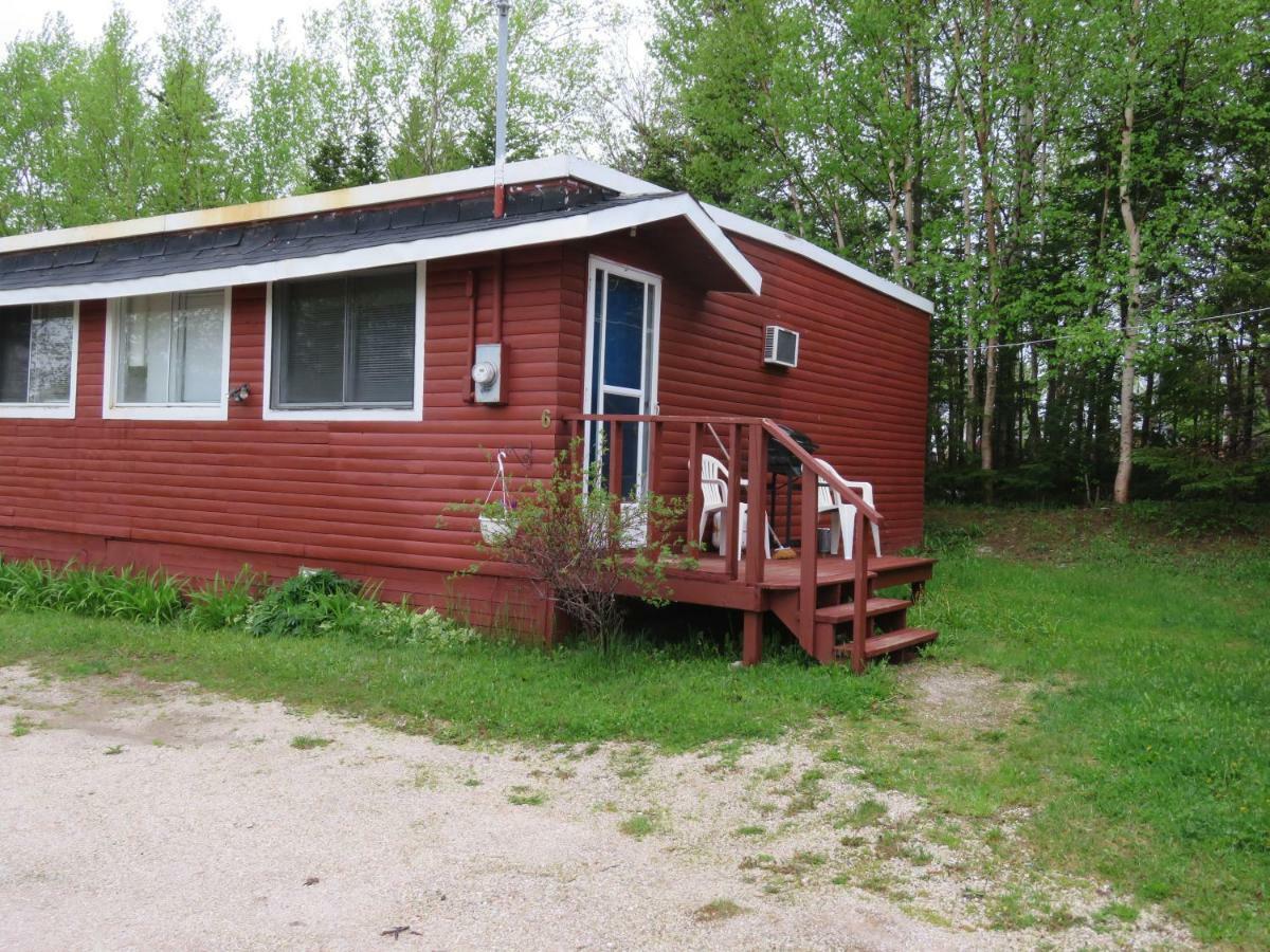 Lush'S Cottages Cormack Exterior foto